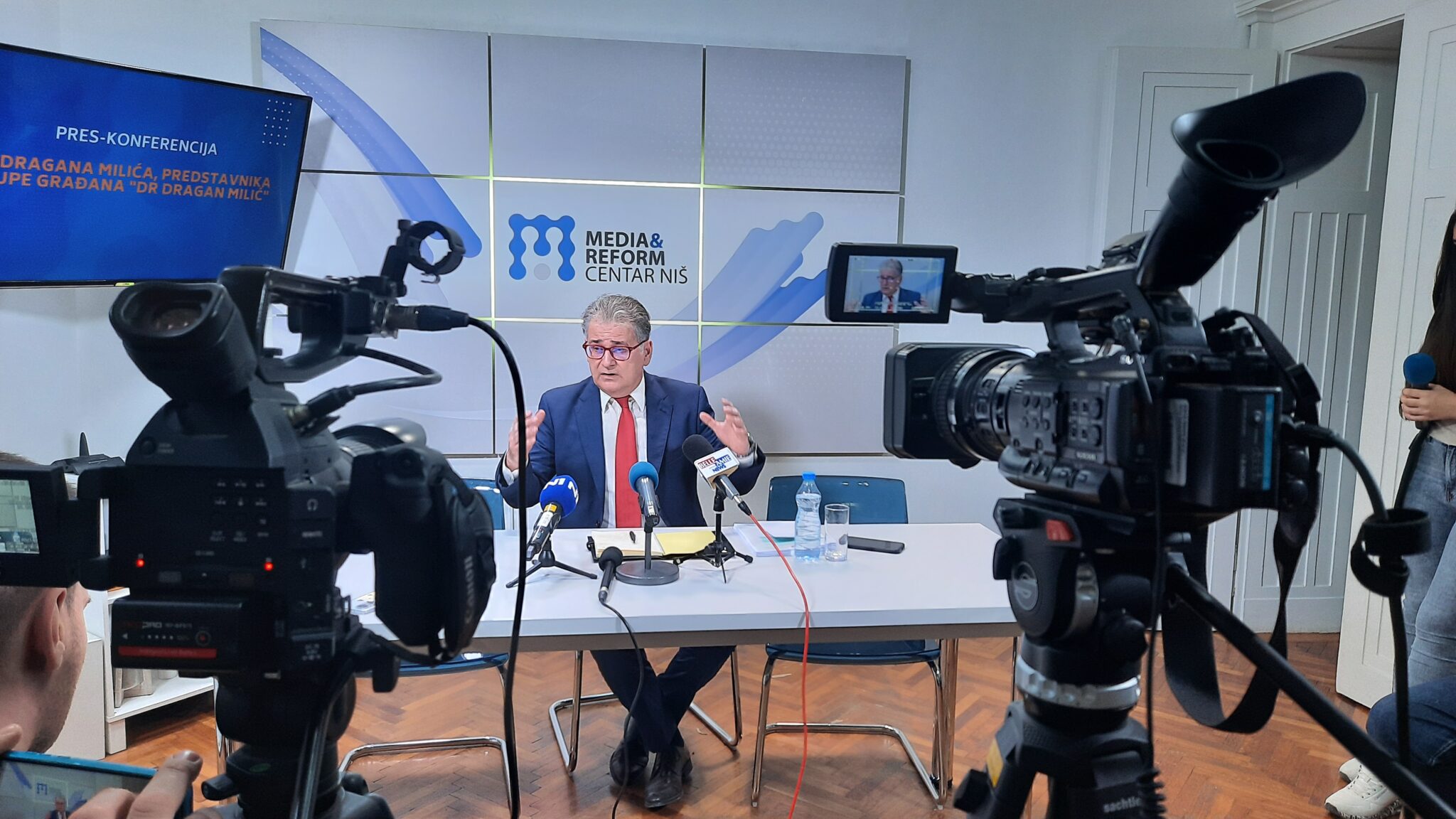 Milić osudio napad na nosioca liste „Biramo Niš“: Policija da pronađe vinovnike koji prete